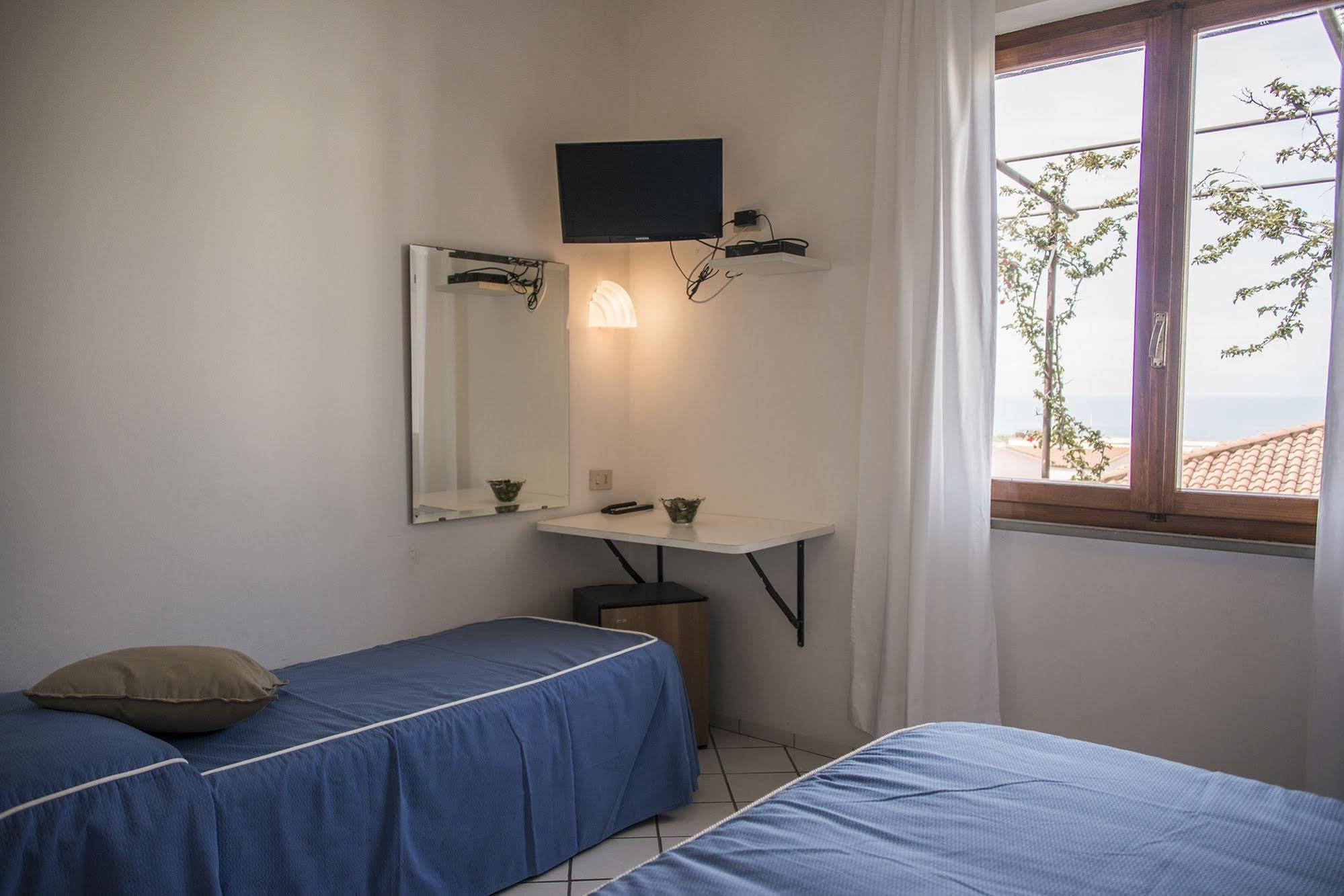 Hotel Il Perseo Chiessi Eksteriør bilde