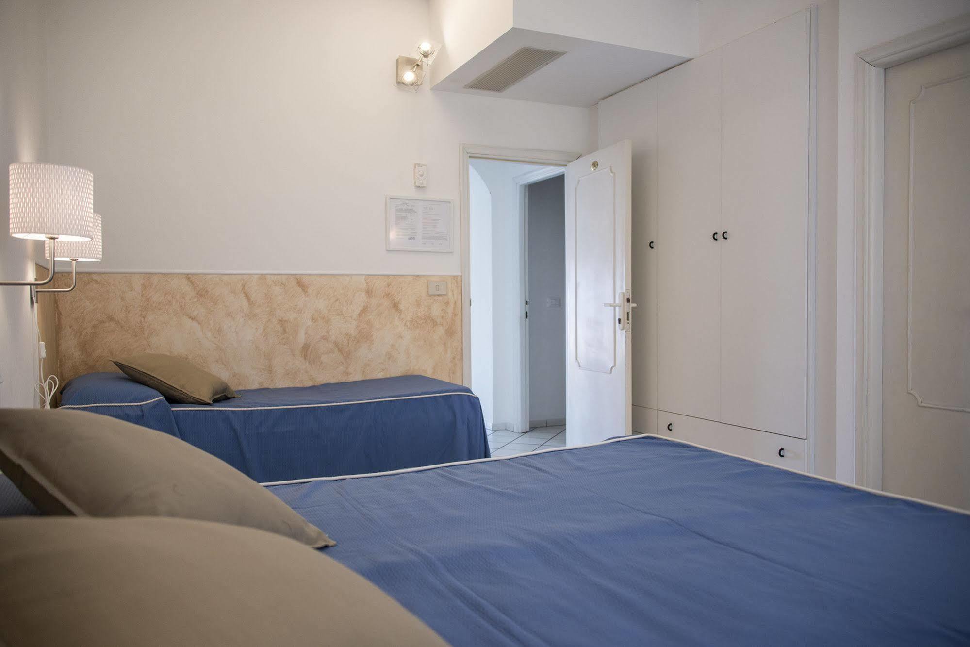 Hotel Il Perseo Chiessi Eksteriør bilde